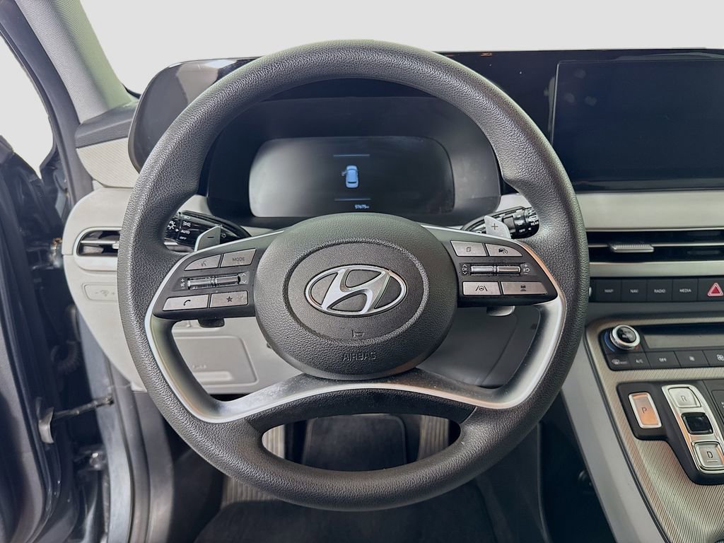 Used 2024 Hyundai Palisade SE FWD image 11