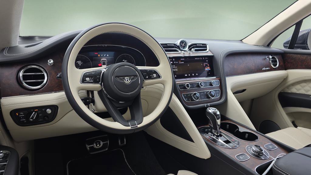 Used 2023 Bentley Bentayga image 39