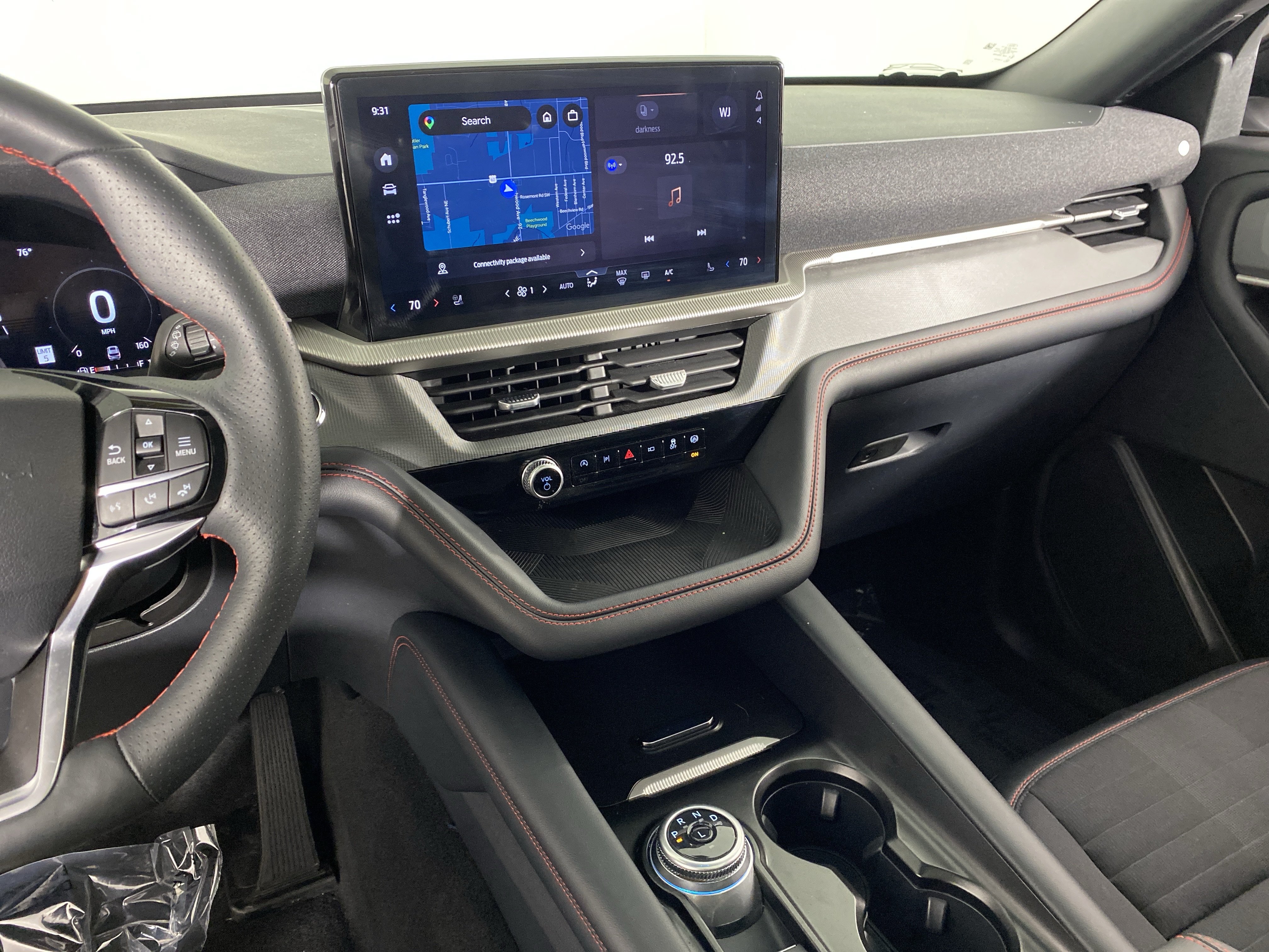 Used 2025 Ford Explorer ST-Line AWD/4WD image 28