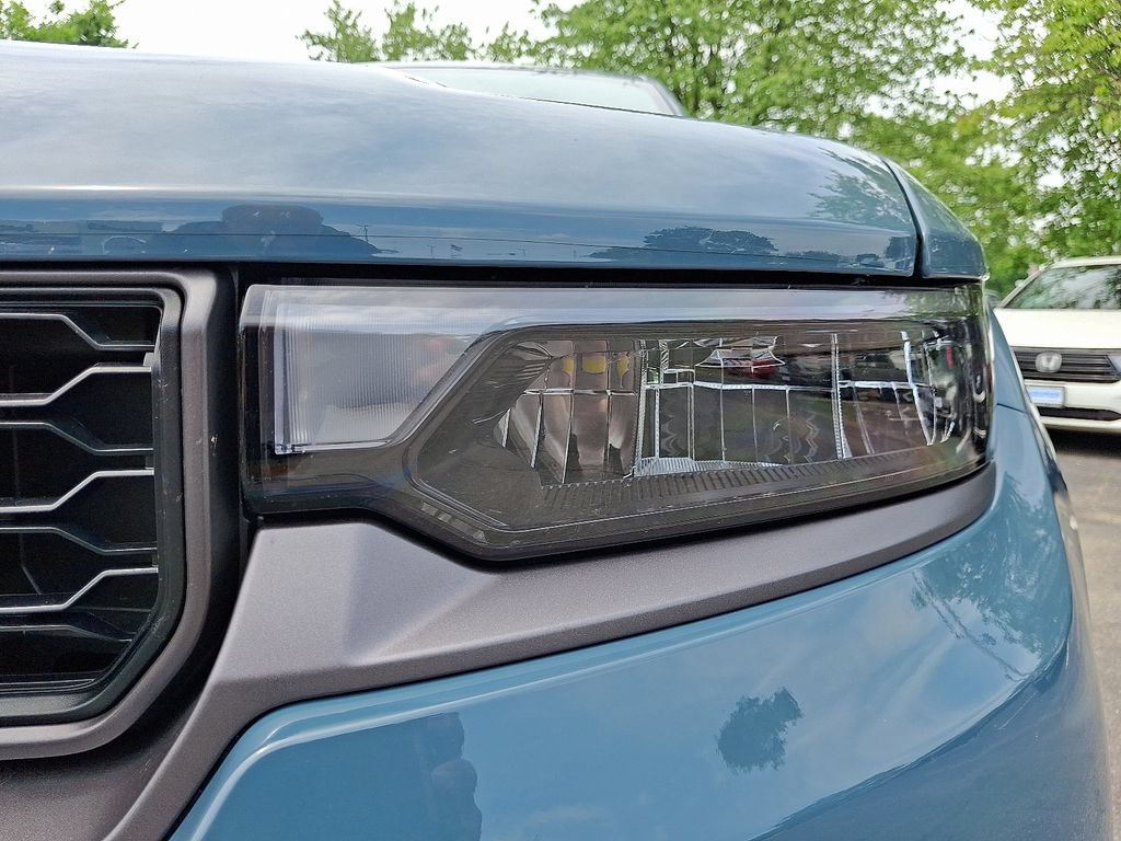 Certified 2026 Jeep Grand Cherokee Limited w/ Limited Altitude Package AWD/4WD image 9