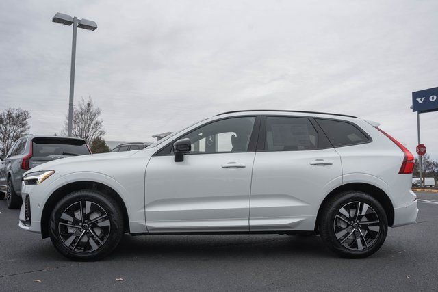 New 2026 Volvo XC60 B5 Plus w/ Protection Package Premier image 4