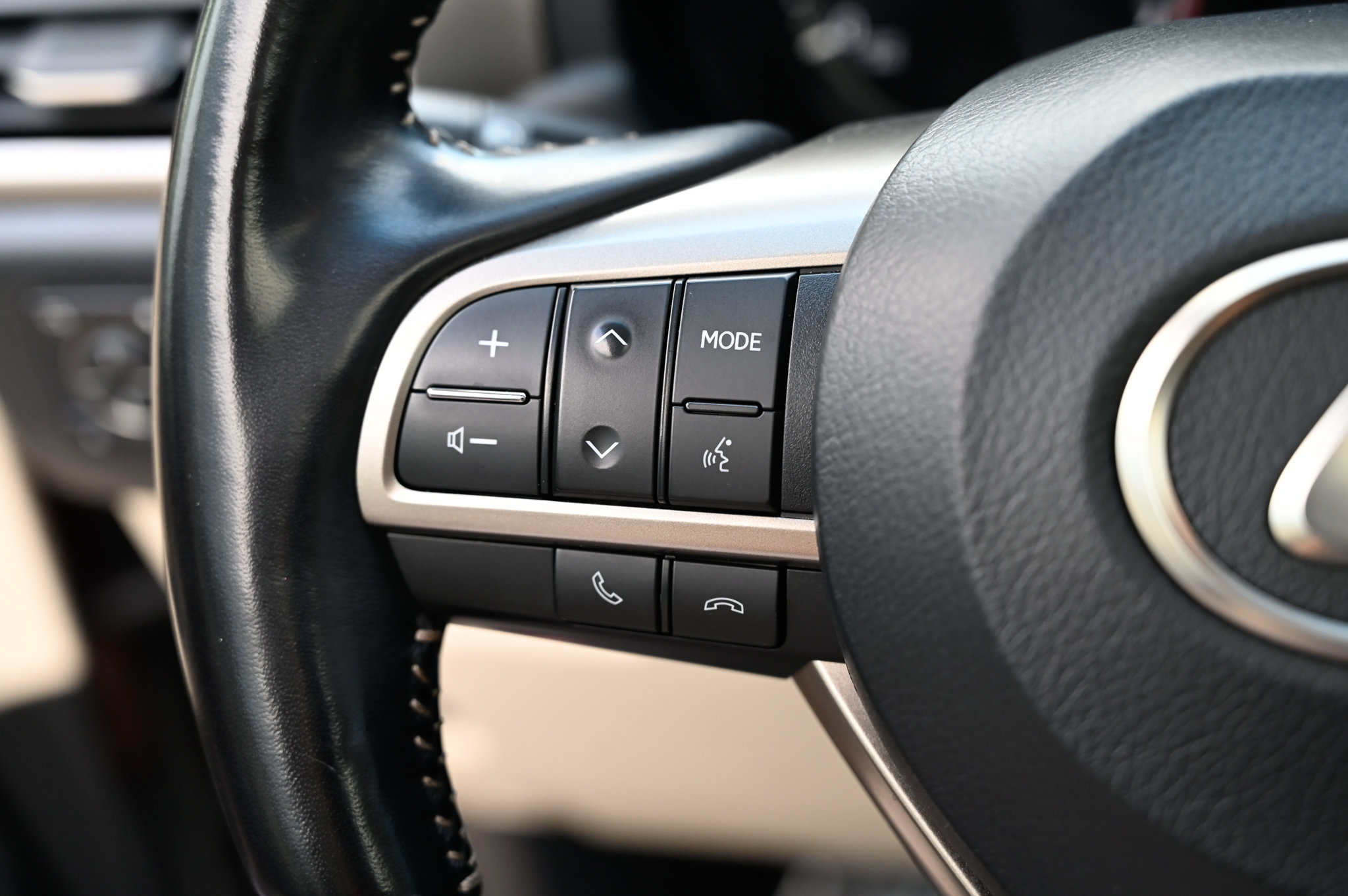 Used 2021 Lexus GX 460 Premium w/ Premium Package AWD/4WD image 23