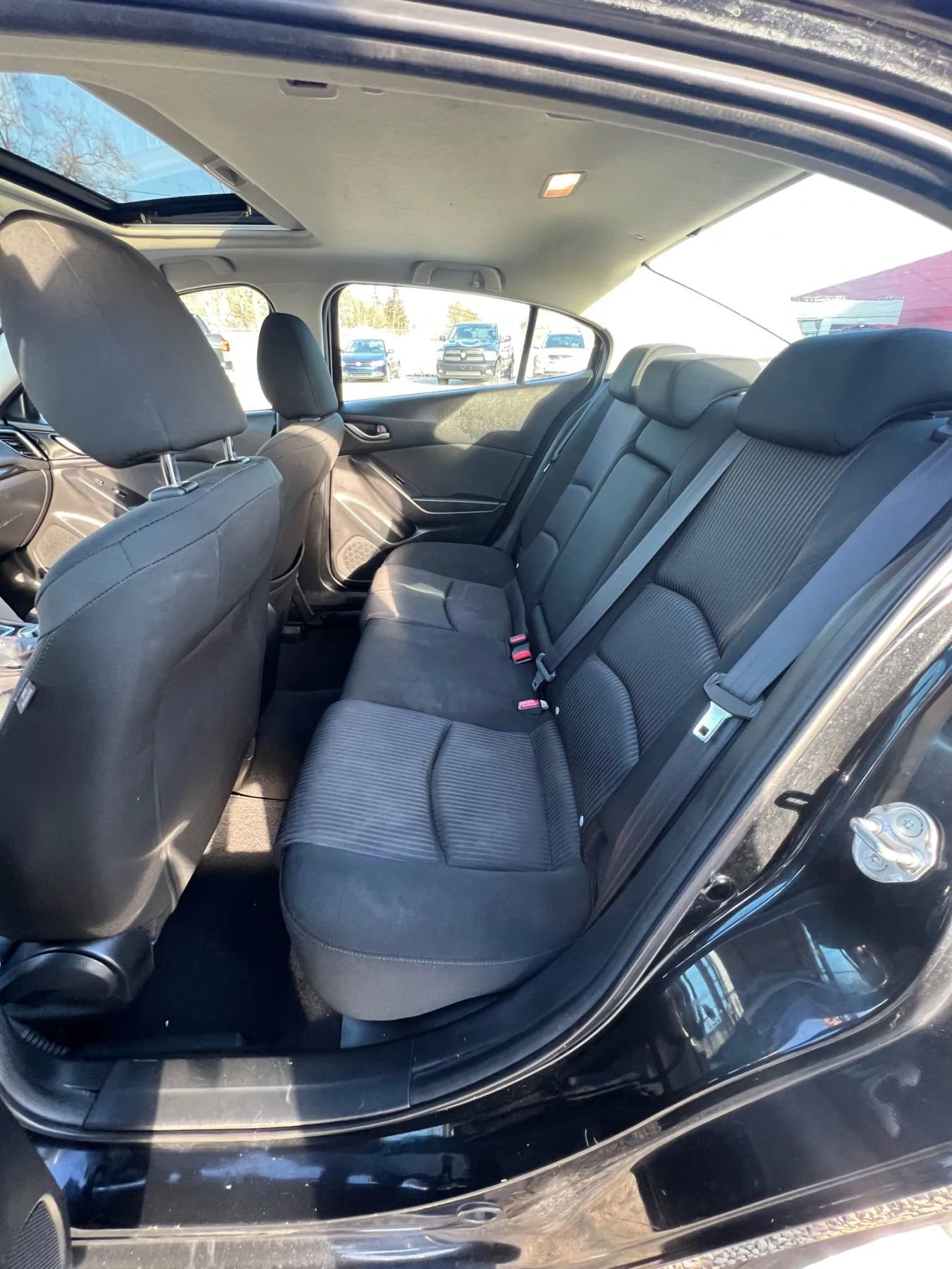 Used 2016 MAZDA MAZDA3 i Touring image 7