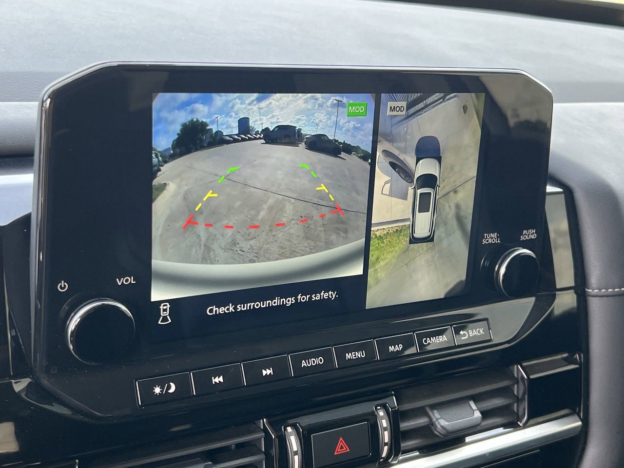 Certified 2024 Nissan Pathfinder SL w/ SL Premium Package image 15