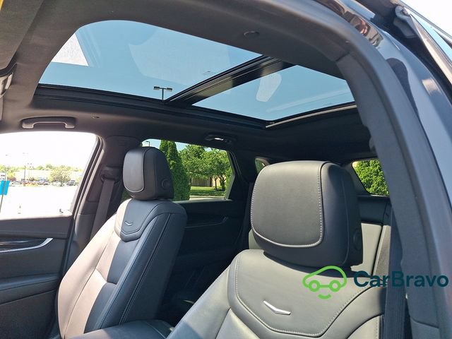 Certified 2022 Cadillac XT5 Premium Luxury AWD/4WD image 13