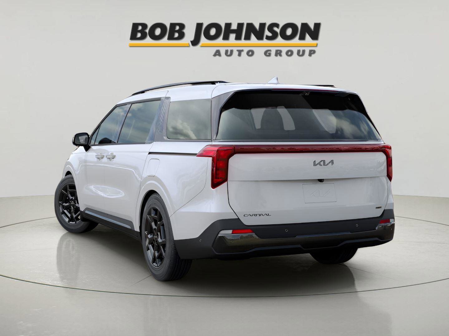 New 2026 Kia Carnival SX w/ SX Dark Edition Package FWD image 4