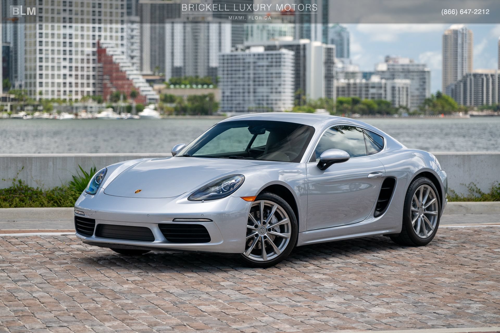 Used 2018 Porsche 718 Cayman RWD image 9