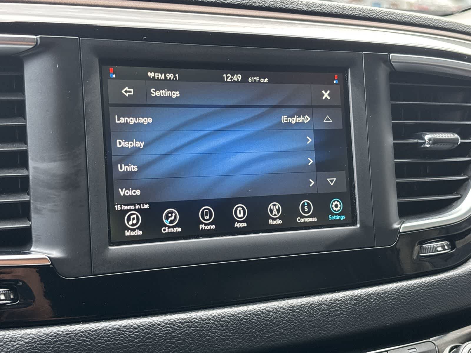 Certified 2020 Chrysler Voyager Lxi FWD image 21