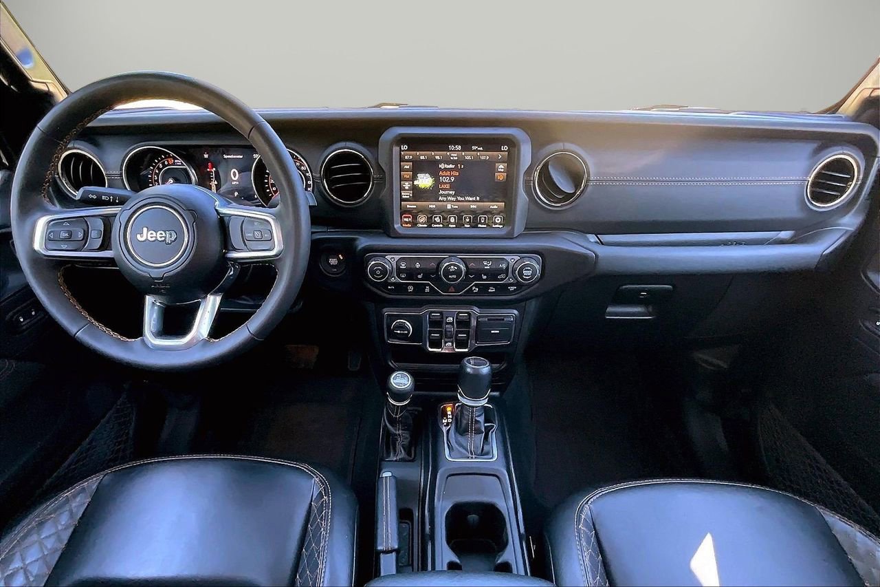 Certified 2023 Jeep Gladiator Overland AWD/4WD image 15