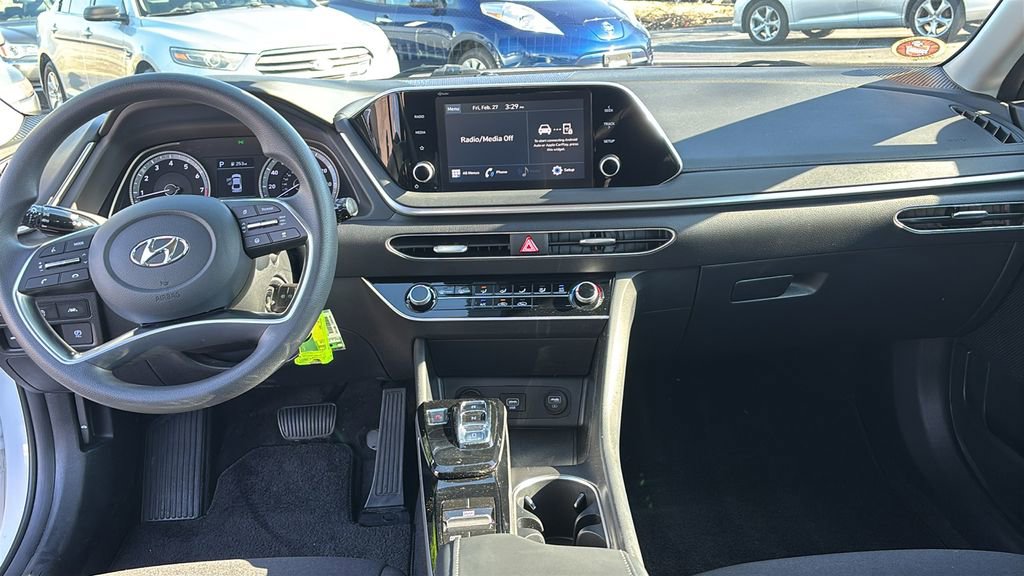 Used 2023 Hyundai Sonata SE image 12