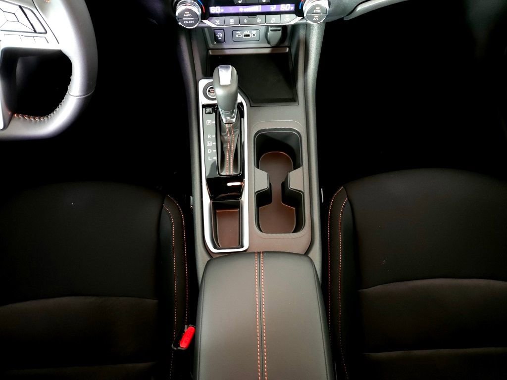 New 2025 Nissan Sentra SR image 17