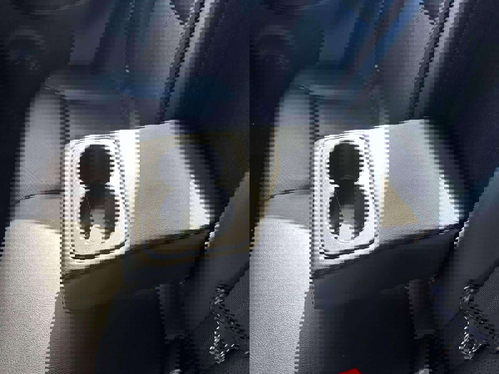 Used 2022 Nissan Rogue Sport SL w/ Premium Package image 11