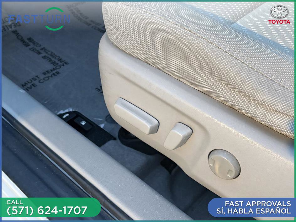 Used 2015 Toyota Camry LE FWD image 26