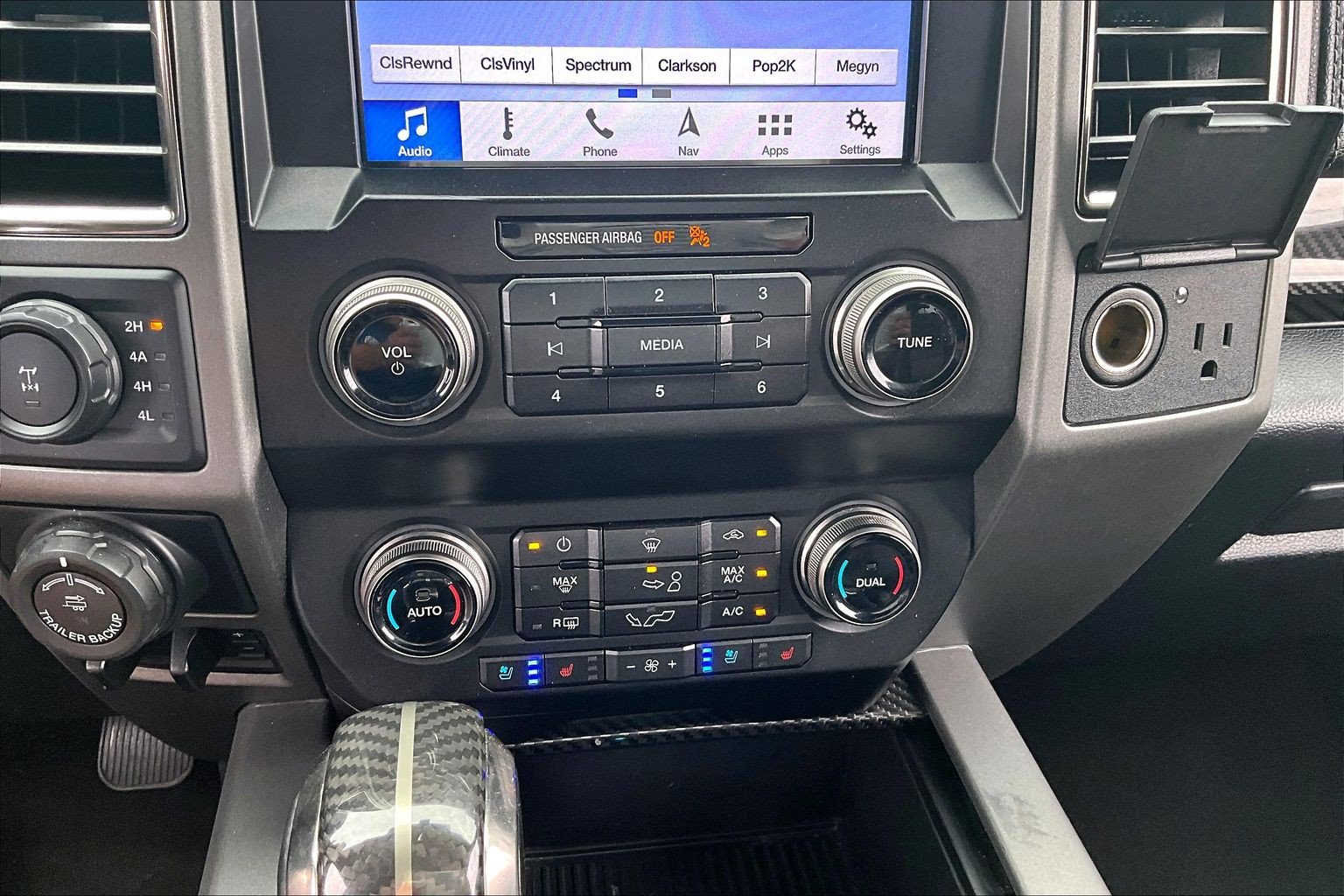 Used 2019 Ford F150 Raptor w/ Equipment Group 802A Luxury AWD/4WD image 34
