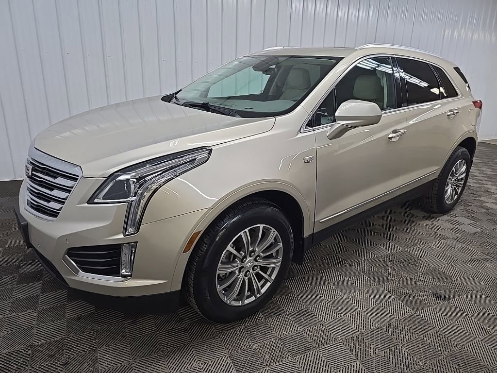 Used 2017 Cadillac XT5 Luxury w/ Driver Awareness Package image 8