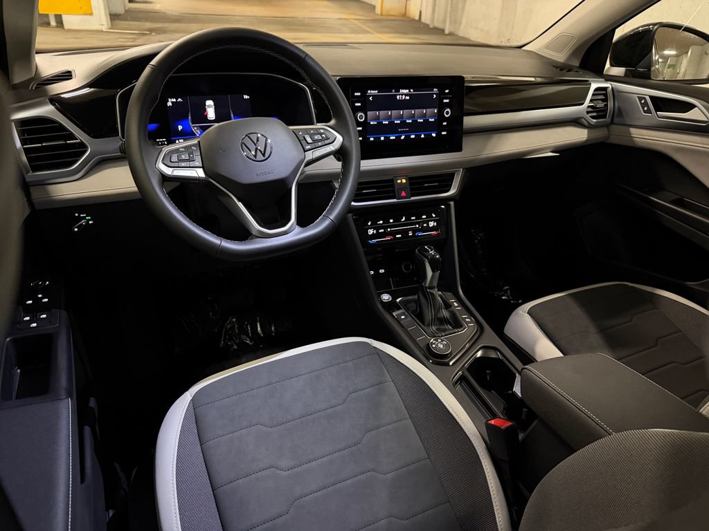 New 2026 Volkswagen Taos SE AWD/4WD image 12
