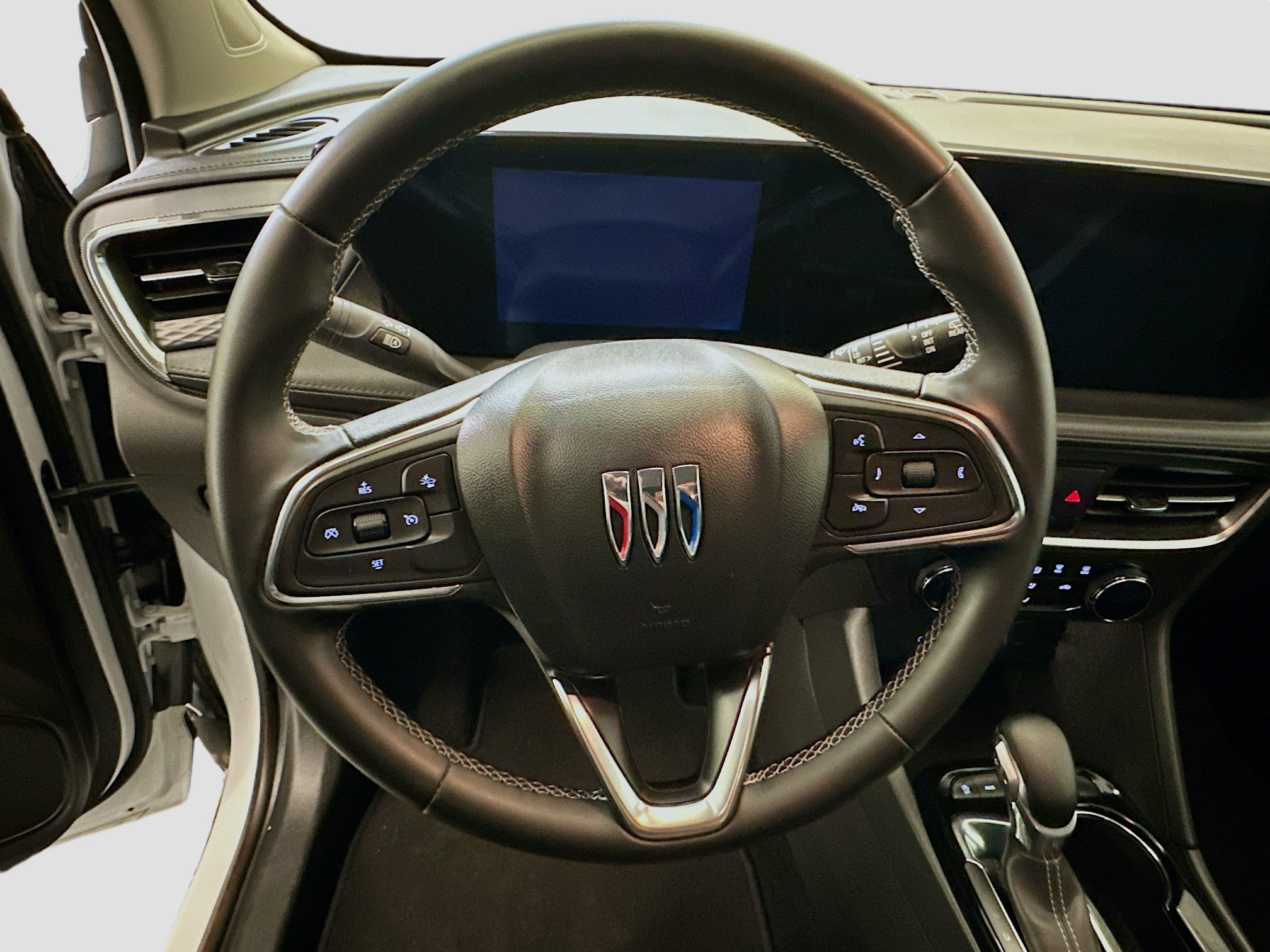 Used 2025 Buick Encore GX Preferred image 18