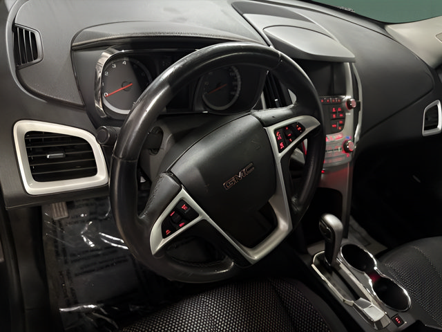 Used 2015 GMC Terrain SLE w/ Convenience Package AWD/4WD image 18