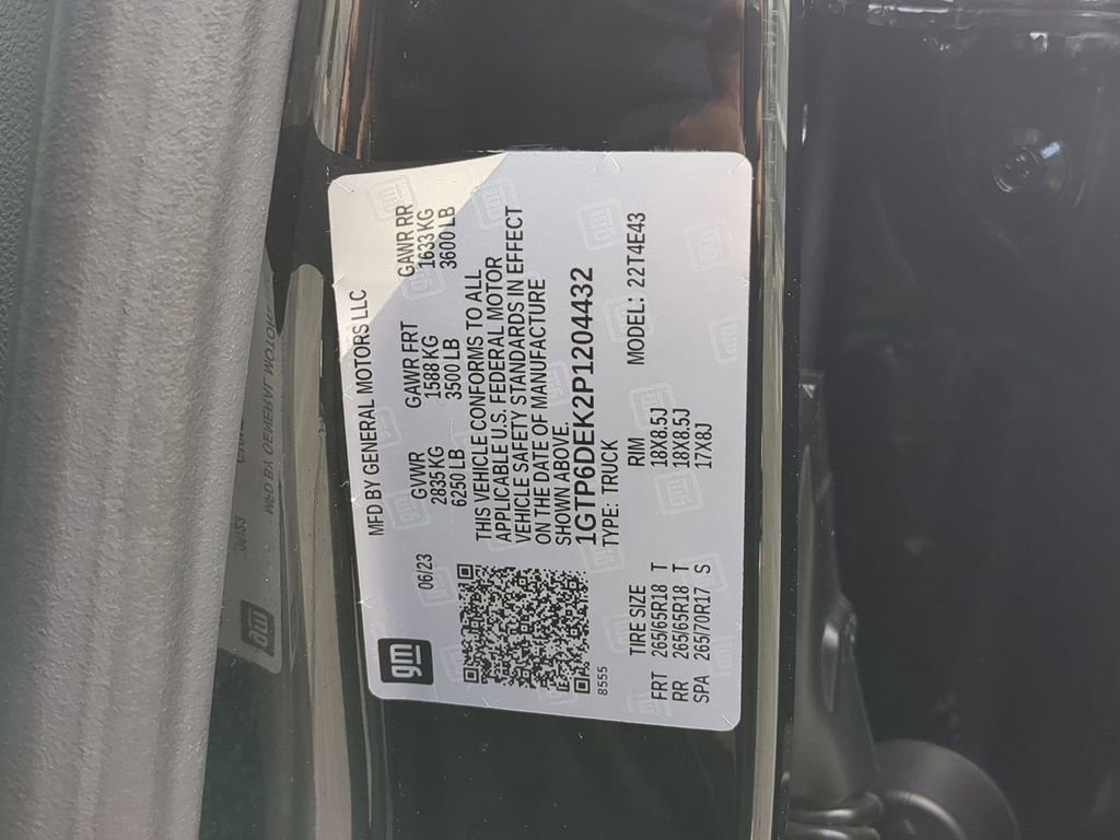 Used 2023 GMC Canyon AT4 w/ Canyon Safety Plus Package AWD/4WD image 36