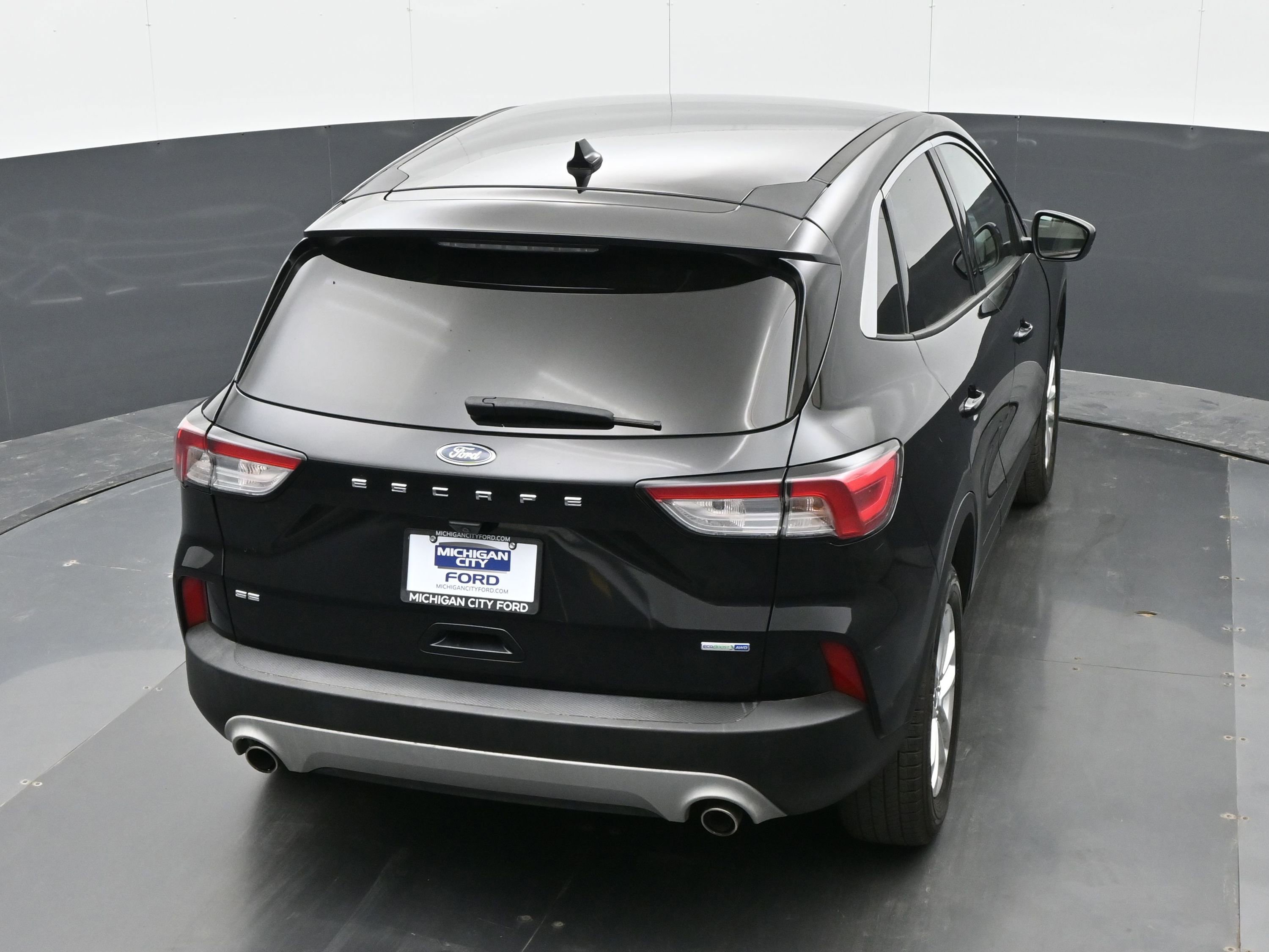 Used 2020 Ford Escape SE image 31