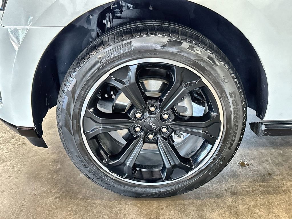 Used 2024 Ford Expedition Limited RWD image 34