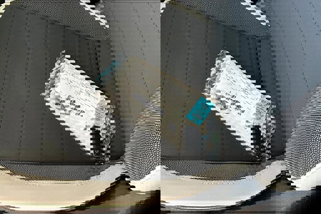 New 2025 Volkswagen Taos SE image 11