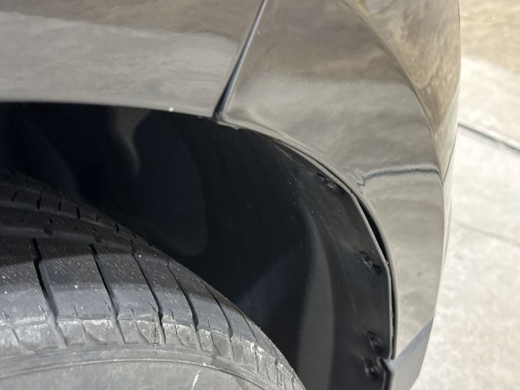 Used 2017 Ford Edge SEL w/ Equipment Group 201A image 28