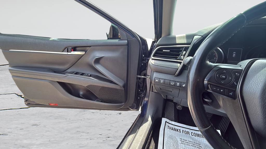 Used 2021 Toyota Camry SE w/ Cold Weather Package FWD image 26