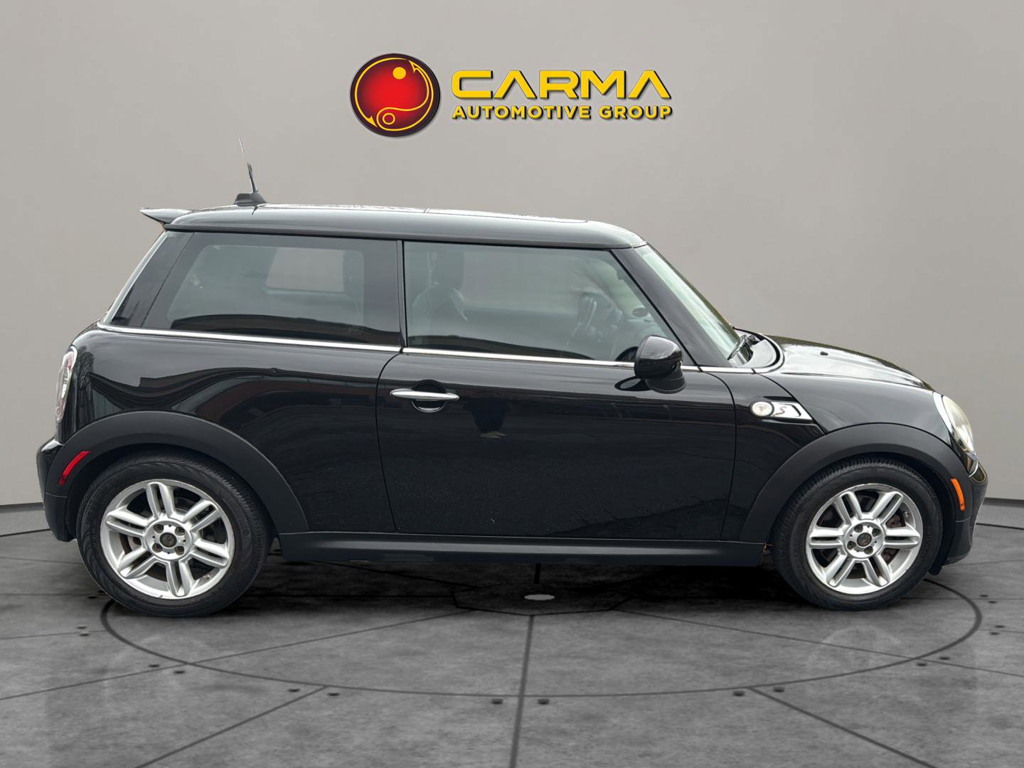 Used 2011 MINI Cooper S image 9