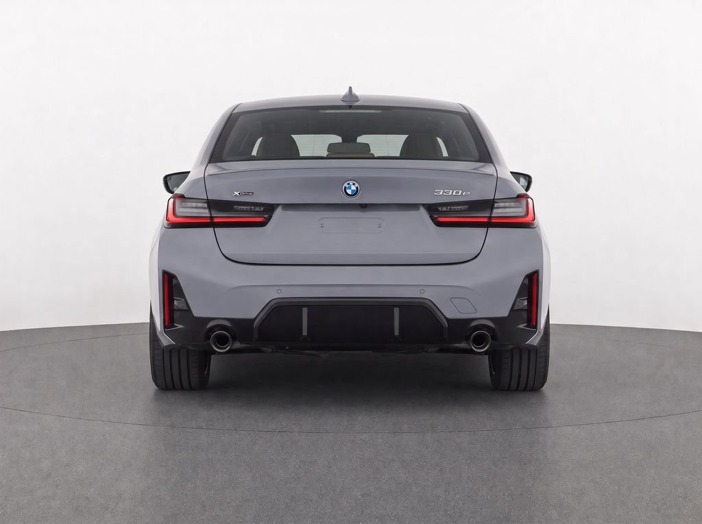 Certified 2023 BMW 330e xDrive w/ M Sport Package AWD/4WD image 4