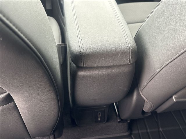 Certified 2024 Buick Encore GX Preferred w/ Comfort Package FWD image 20