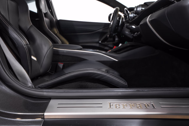 Used 2019 Ferrari 812 Superfast RWD image 66