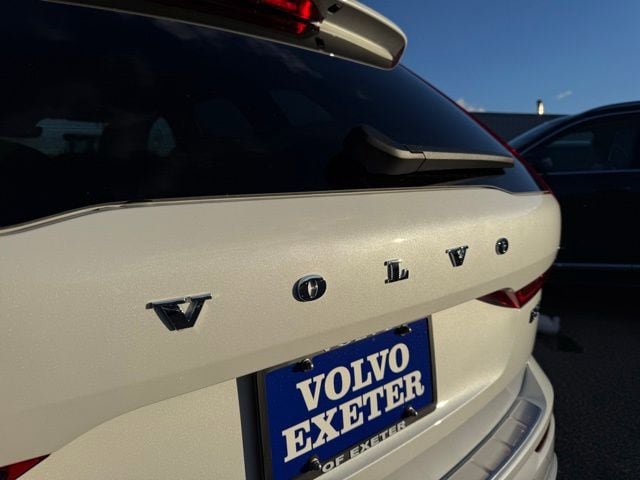 New 2026 Volvo XC60 B5 Plus w/ Protection Package Premier AWD/4WD image 29