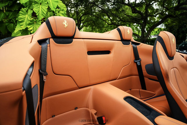 Used 2026 Ferrari Roma Spider RWD image 52