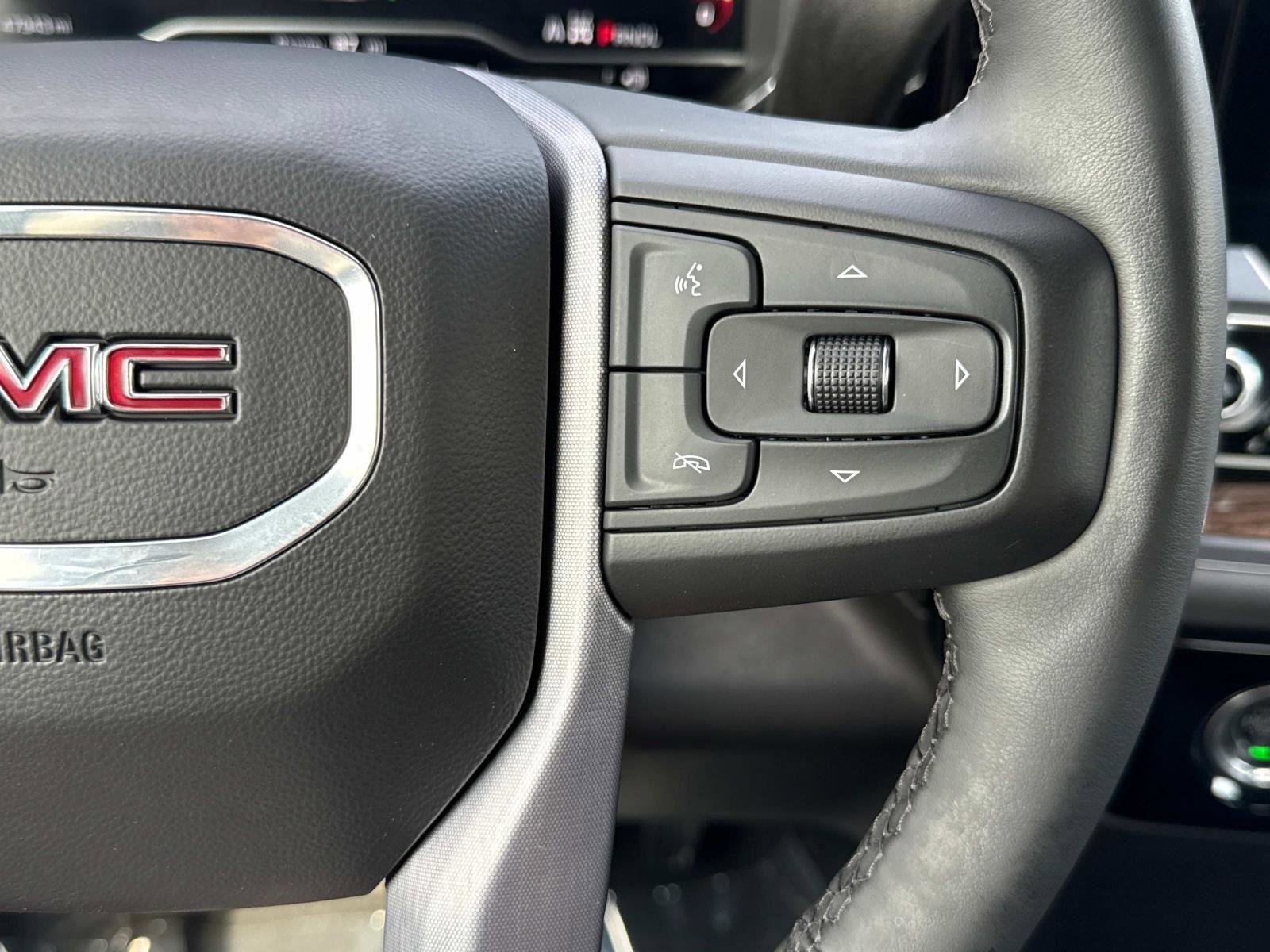 Used 2023 GMC Sierra 1500 Elevation image 6