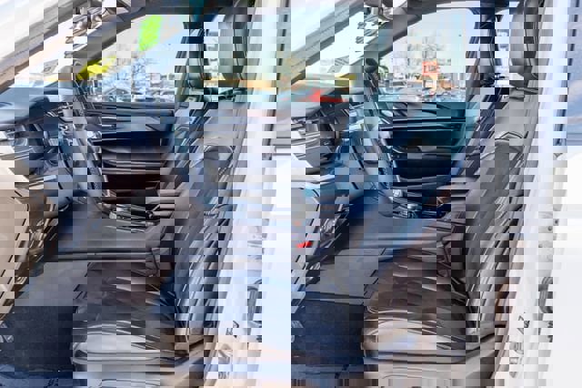 Used 2023 Jeep Grand Cherokee Altitude image 6