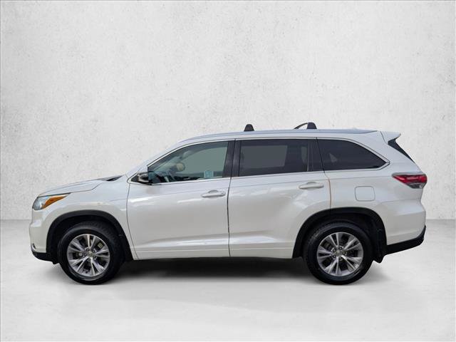 Used 2015 Toyota Highlander XLE AWD/4WD image 9
