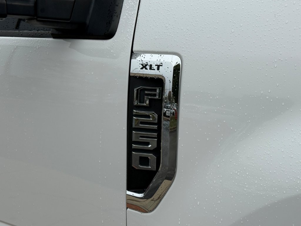 Used 2019 Ford F250 XLT AWD/4WD image 9