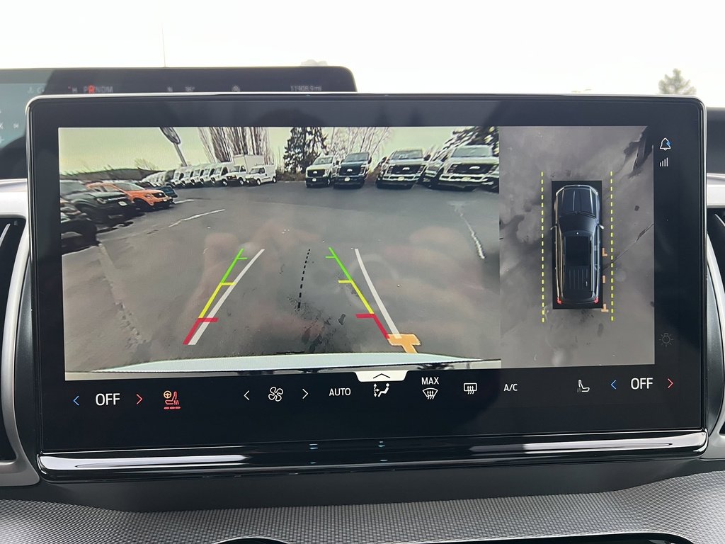 Certified 2025 Ford Expedition Active image 27