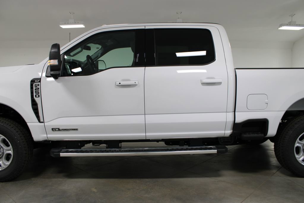 New 2026 Ford F250 XLT image 5