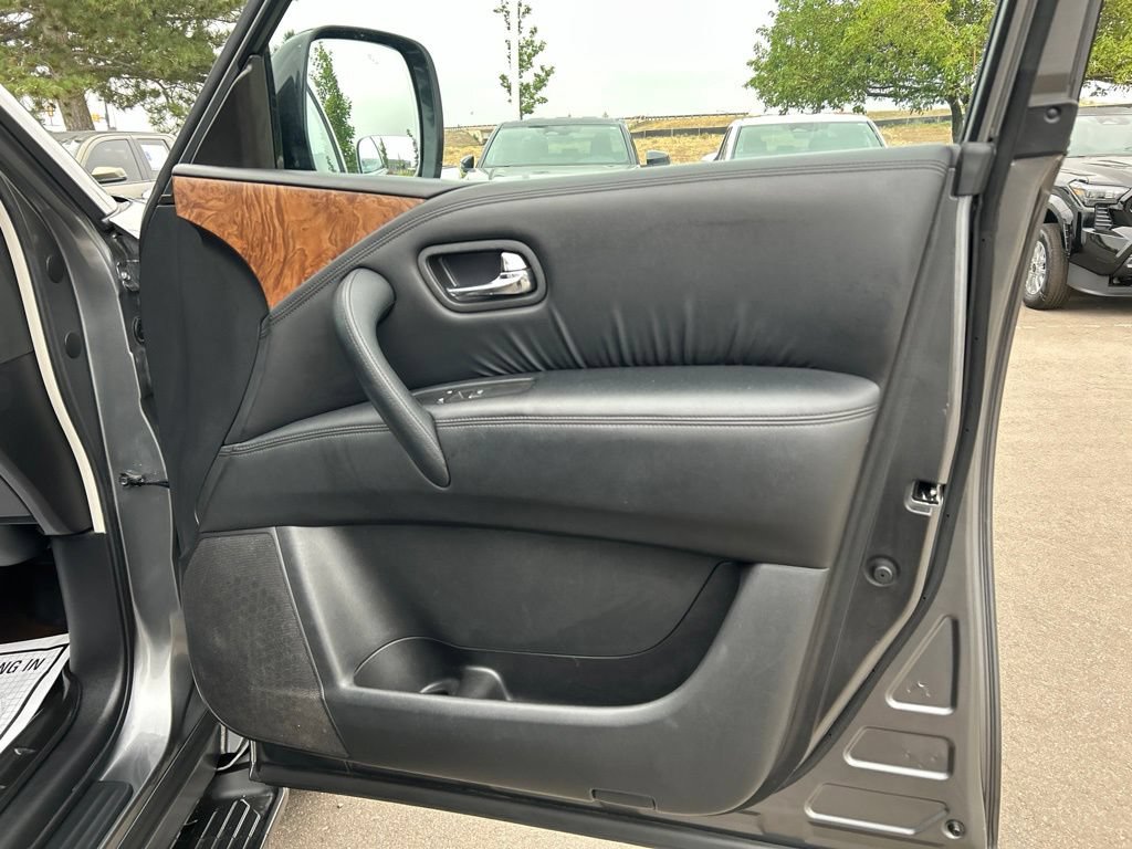 Used 2024 Nissan Armada SL AWD/4WD image 9