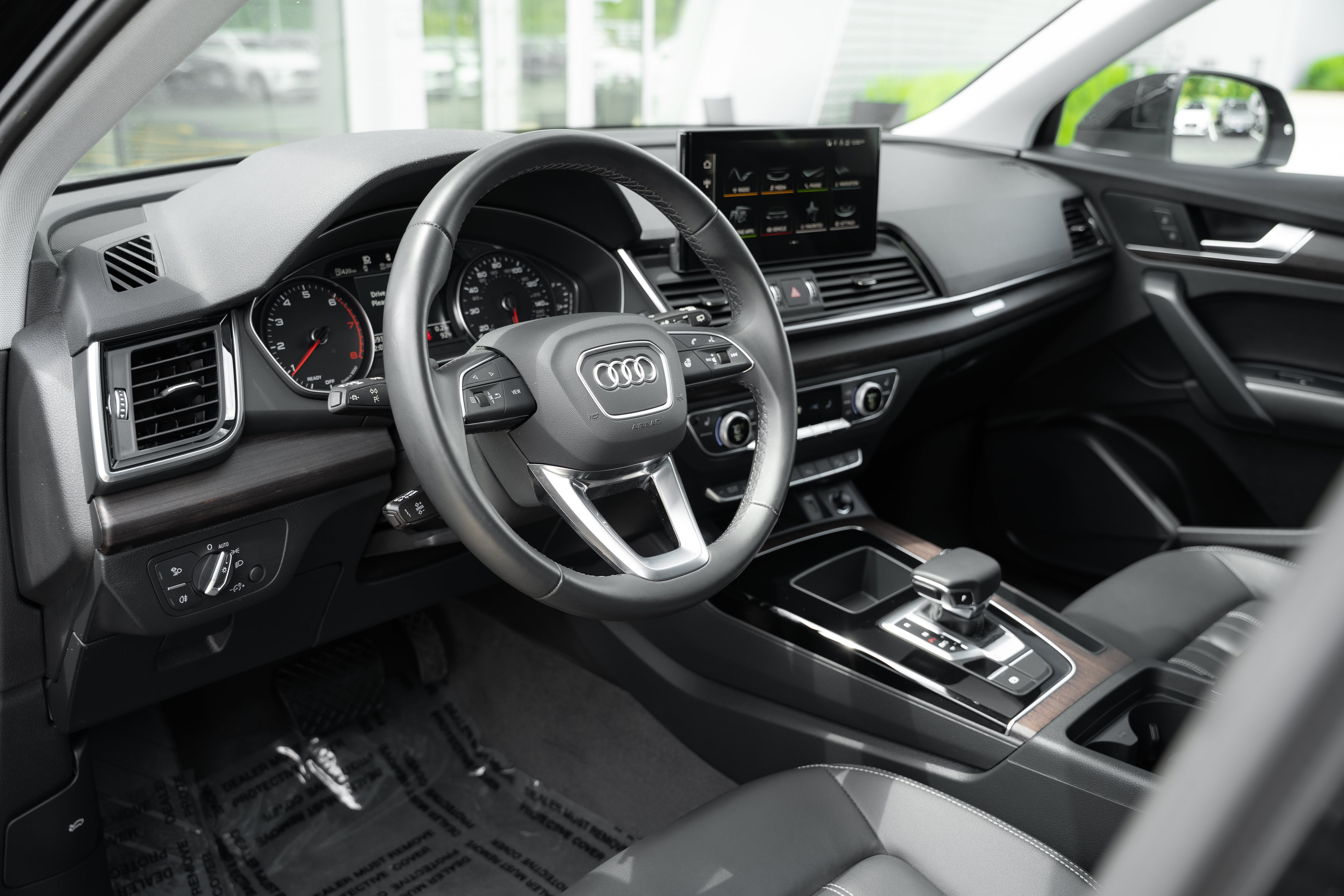 Certified 2023 Audi Q5 2.0T Premium w/ Convenience Package AWD/4WD image 10