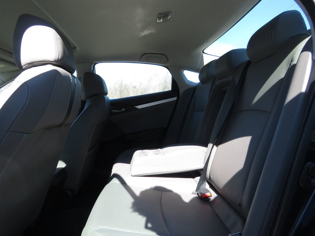 Used 2018 Honda Civic EX-L image 19