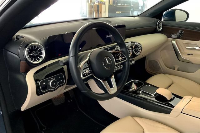 Used 2023 Mercedes-Benz CLA 250 image 7