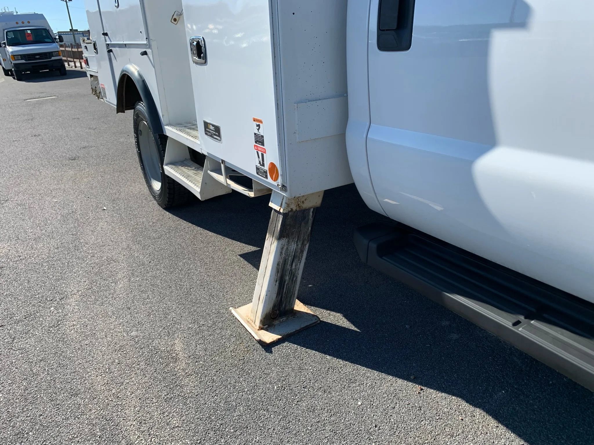 Used 2016 Ford F550 XL 165  W.B. 2D image 49