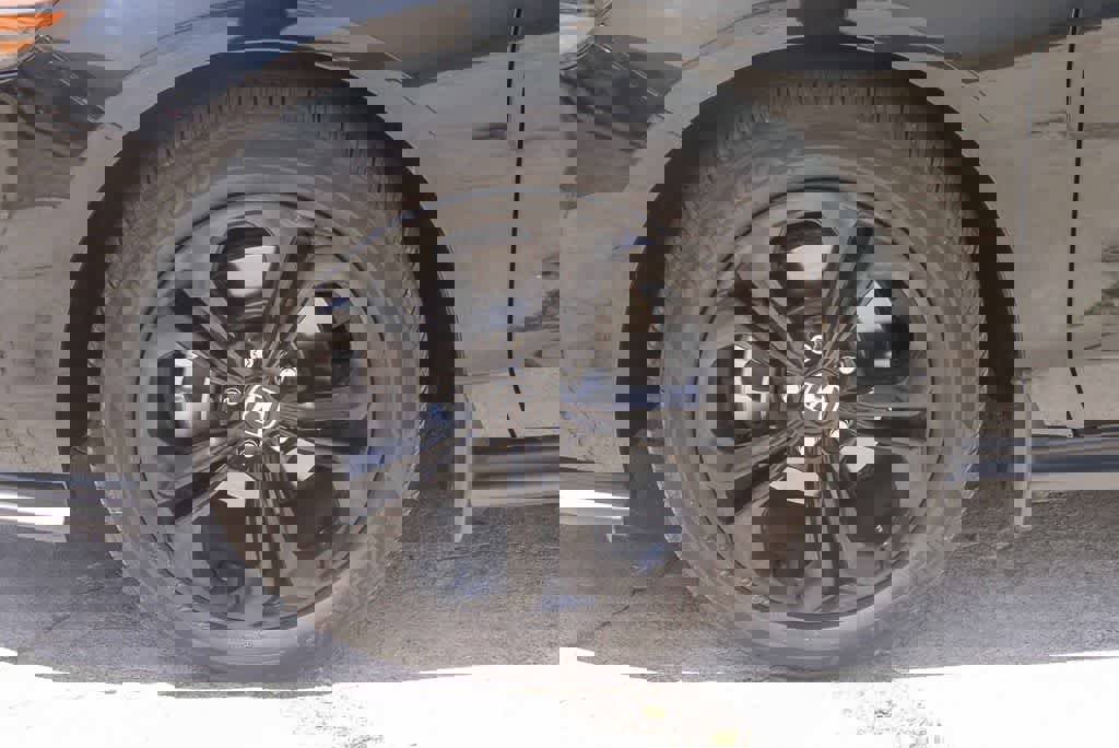 Used 2025 Honda Accord SE image 5