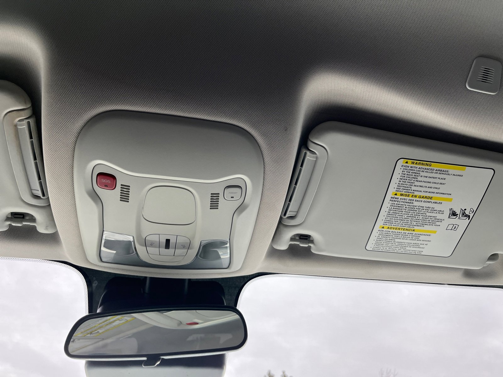 Used 2020 Jeep Renegade Latitude w/ Cold Weather Group image 33