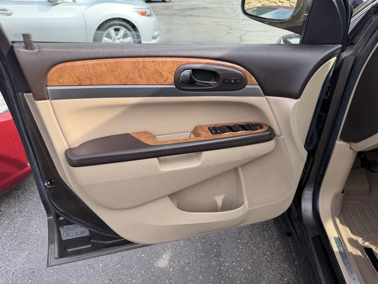 Used 2009 Buick Enclave CXL w/ Driver Confidence Package image 13