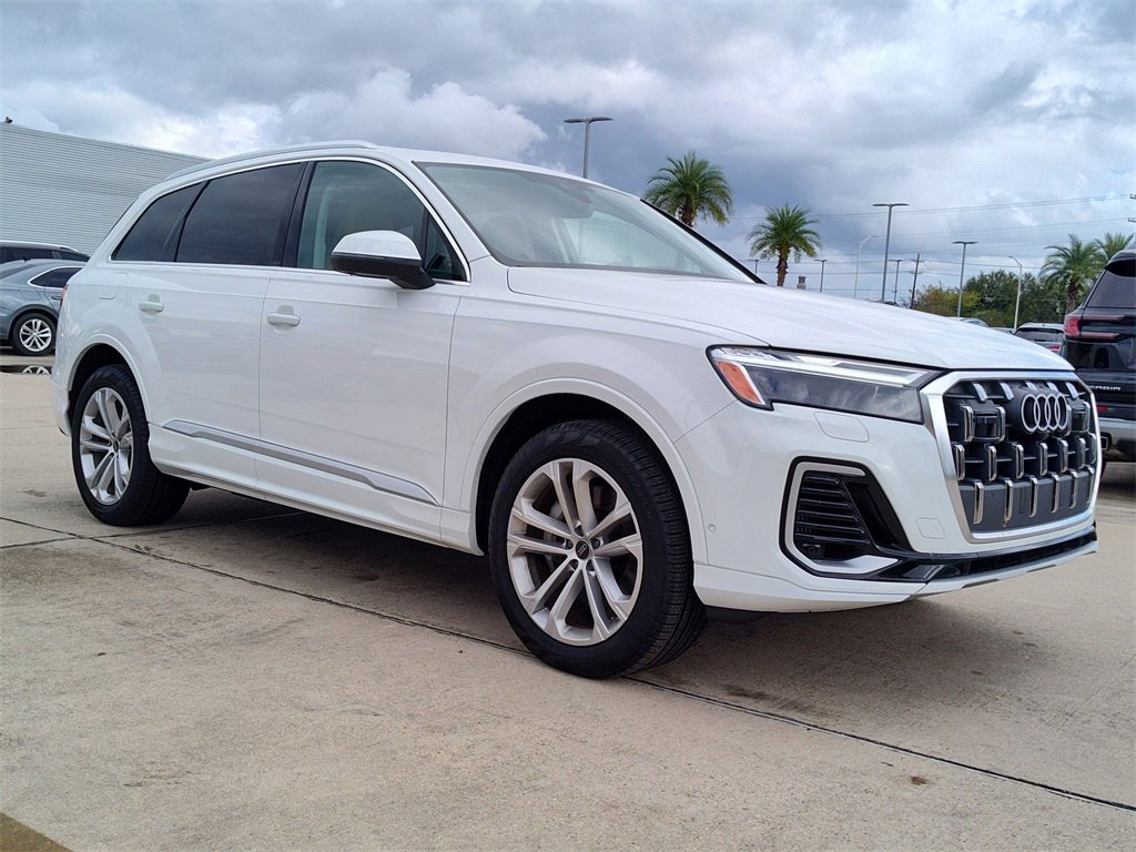Used 2025 Audi Q7 3.0T Premium Plus image 15