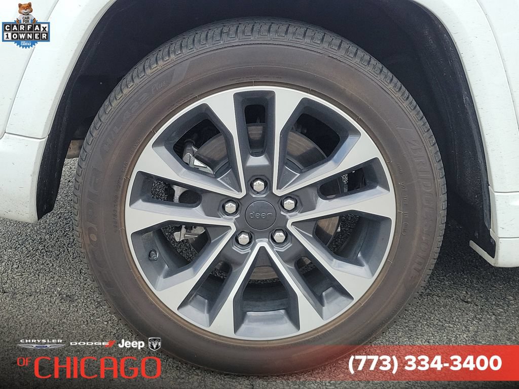 Used 2024 Jeep Grand Cherokee Overland w/ Luxury Tech Group IV AWD/4WD image 5